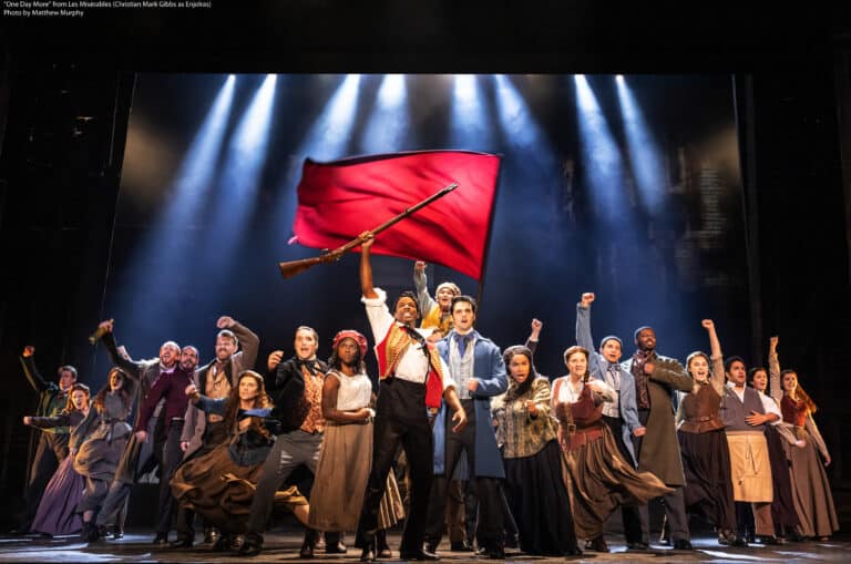01. LES_MIS_TOUR_0789c_One Day More_Photo by Matthew Murphy_v003