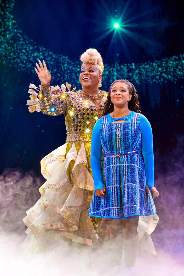 11. Sheherazade as Glinda and Dana Cimone as Dorothy in the North American Tour of THE WIZ. Photo by Jeremy Daniel