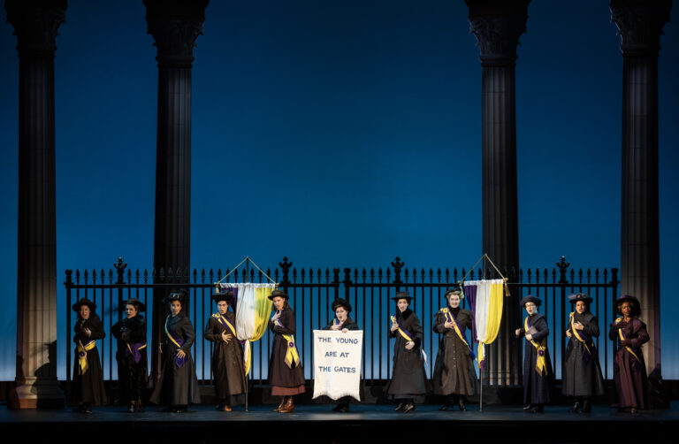 8 SUFFS Tour_The company of SUFFS